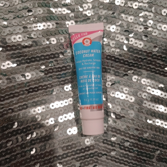 First Aid Beauty Skincare First Aid Beauty Coconut Water Cream